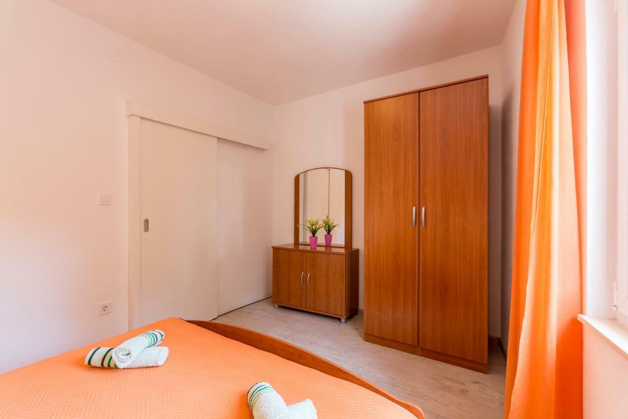 Apartments Petra 볼 외부 사진